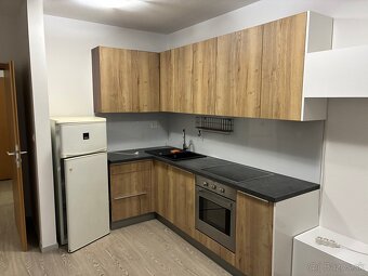 Prenájom 2 izbový byt Lichnerova Senec - 7