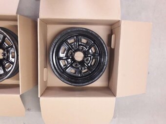 Lemmerz Sprintstar vw chrobák 4x130 4,5x15 Rat Look Styl - 7