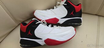 JORDAN MAX AURA 3 - 7