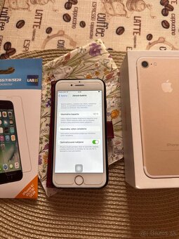 iPhone 7 32 GB - 7