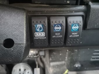 Landrover defender 2.5 td5 110 - 7