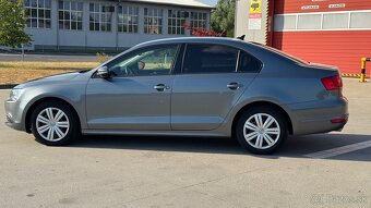 Volkswagen Jetta - 1.6TDI DSG - 7