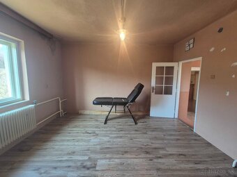 Predaj 2 izbový dom Valaská Belá pozemok 605 m2 - 7