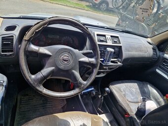 Nissan terrano - 7