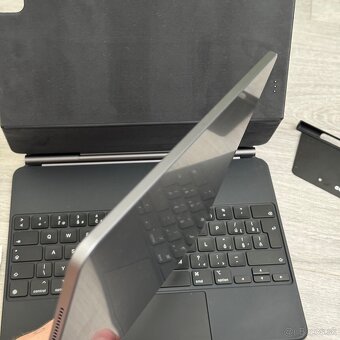 iPad Pro 12.9” M1 (5.gen) + Magic Keyboard + Apple Pencil 2 - 7
