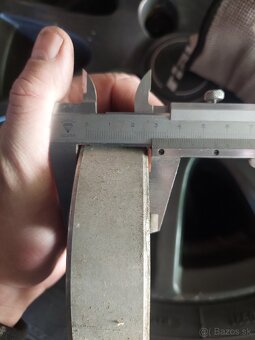 Letné pneumatiky na elektronoch - 7