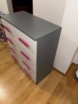 Pisaci stolik 2x, komoda a postel - 7