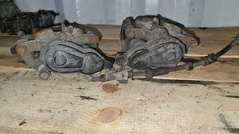 Brzdové strmene A5 - 7