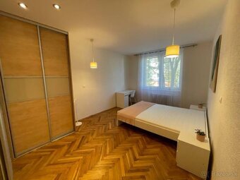 na prenájom 2 izbový byt Bratislava-Nivy,  Košická ul - 7