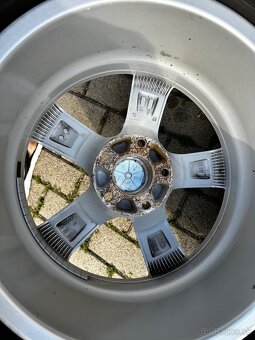 Predám elektrony 5x120 + letné pneu 205/50 r17 - 7