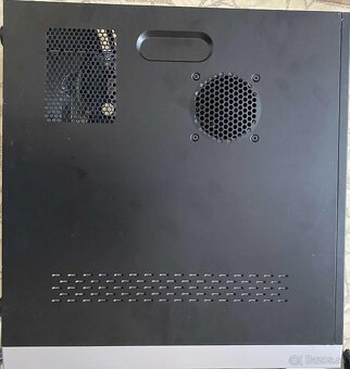 Predám kancelárski pc z i3 4gb ram 250 gb hdd win 11 - 7