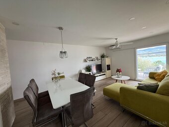Chorvátsko krásny dom s 2 apartmánmi 2 rád od mora - 7