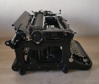 Funkčný starožitný písací stroj Continental z roku 1912 - 7