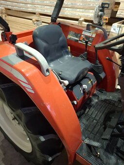 Mitsubishi GO 26 - 7