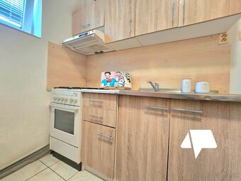 Predaj Podhájska- rodinný dom, 2 x chata a 4 x apartmán - 7