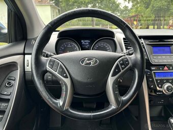 Hyundai i30 CW 1.6i MPI 16V DOHC Comfort 6st. A/T - 7