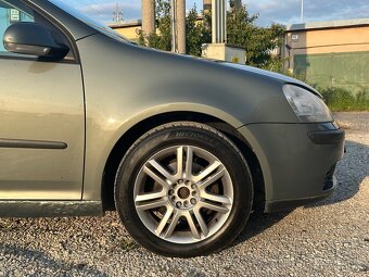 Volkswagen Golf 5 1.9TDi 77KW - 7