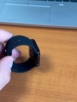 Apple Watch 10 42mm JET BLACK - rok záruka, len odskúšané - 7