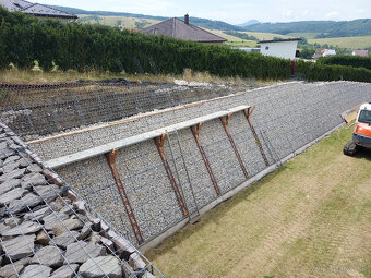 Gabion, Gabiony, Ploty z gabionov, Gabionové oporné múry - 7