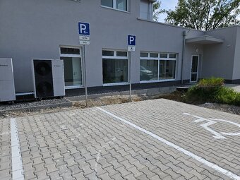Pokládka zámkovej dlažby - 7