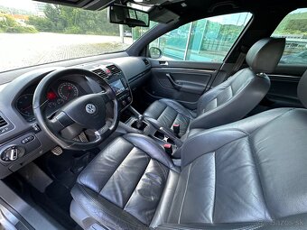 Volkswagen Golf - 7