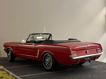 1:12 Ford Mustang 1/2 (1964) ERTL - 7