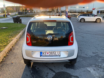 VW Up Cross, 75 k, r.v. 2016, 91 tis. km - 7