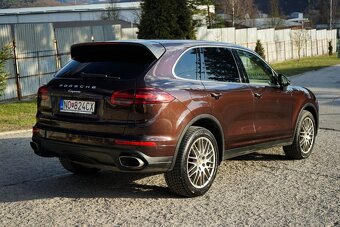 Porsche Cayenne - 7