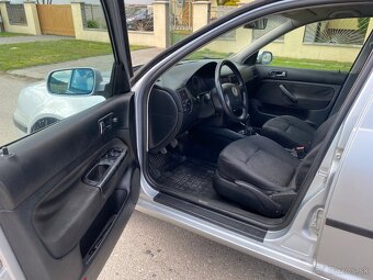 Volkswagen Golf 4 1,9TDI 74KW Rok výroby 2003 - 7