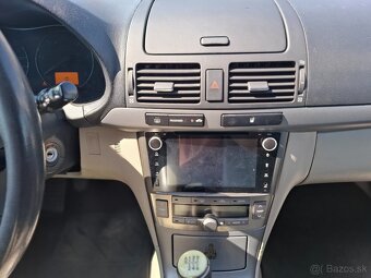 Toyota Avensis Combi 2.2 D-4D Lux - 7