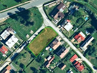 STAVEBNÝ POZEMOK S INŽINIERSKYMI SIEŤAMI 5 MIN OD SVIDNÍKA - - 7