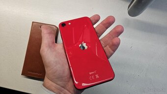 Apple iPhone SE 2020 RED product 128GB - 7