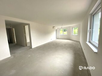 RADO | Úžasný trojizbový byt v novostavbe + parking ZADARMO - 7