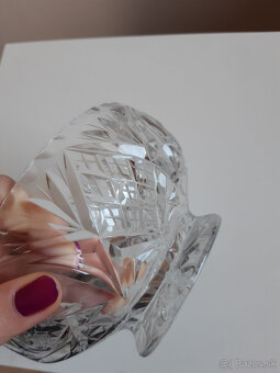 Pribrusované misy a popolník - 7