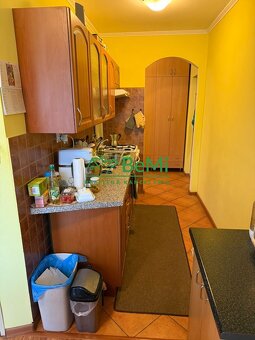 Na predaj 3 izbový byt s logiou na Komenského ulici - 7