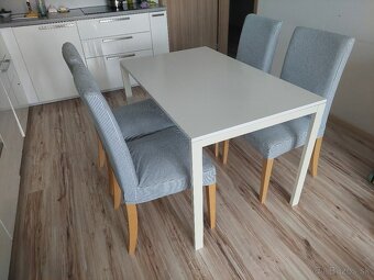 Jedálenský stôl a stoličky Ikea - 7