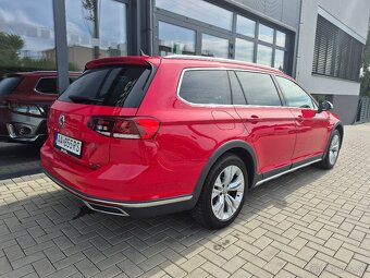 Volkswagen Passat Alltrack 2.0 TDI 4MOTION DSG Business - 7