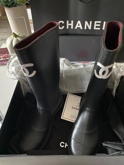Chanel Gumáky - 7