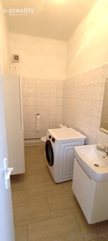 Na prenájom obch.-kancelárske priestory v RD v Nových Zámkoc - 7