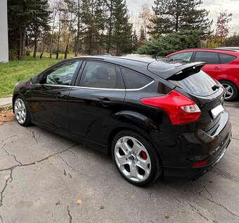 Ford Focus ST line - 7