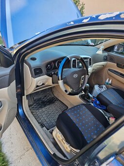 Hyundai accent - 7