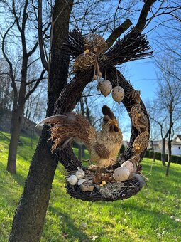 Chalupárska dekorácia z brezového prútia s kohútikom - 7
