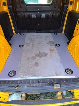 Rozpredam fiat doblo 1.4 70kw 2017 - 7