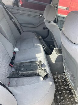 Rozpredam BMW e46 323i 125kw - 7