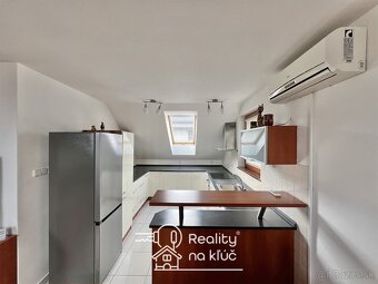 Na prenájom zariadený 3-izbový byt s dvorom a súkromným park - 7
