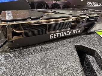 ASUS TUF-RTX3080-O10G-V2-GAMING (LHR) - 7