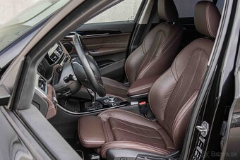 BMW X1 xDrive 25d xLine A/T / ODPOČET DPH - 7