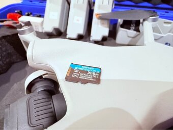 Dron Dji Mini 3 s príslušenstvom - 7