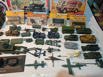 Predaj plastík modelov - 7