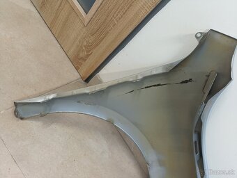 Predný pravý blatník Škoda Superb 2 - 7